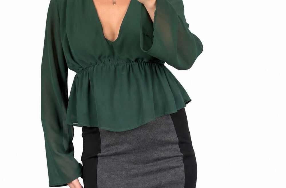 Francesca’s Mi Ami Green Peplum Blouse Size M Deep V Neck Long Sleeve
